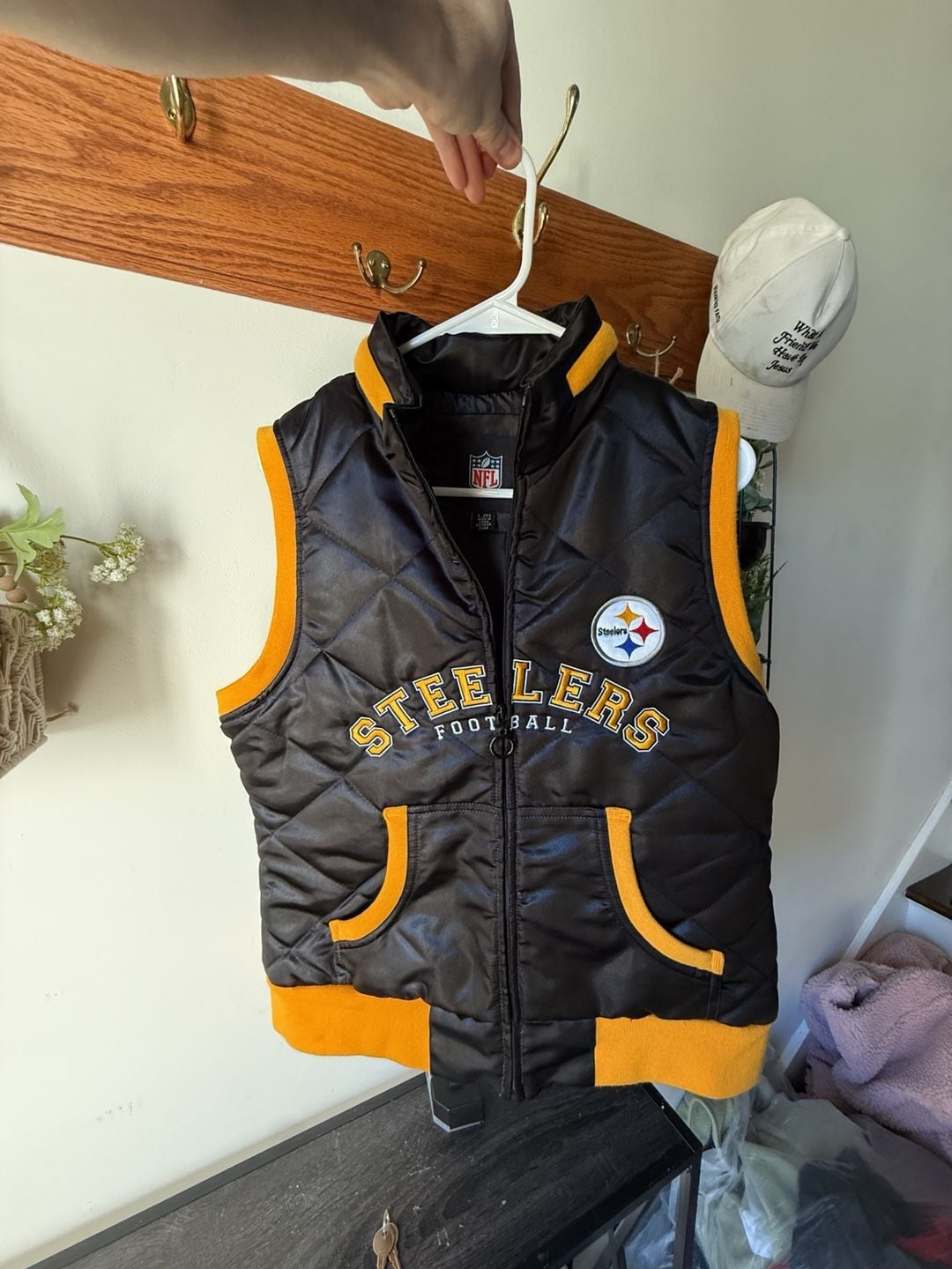 π€π Vintage Pittsburgh Steelers Puffer Vest π Black Gold Quilted size L 7