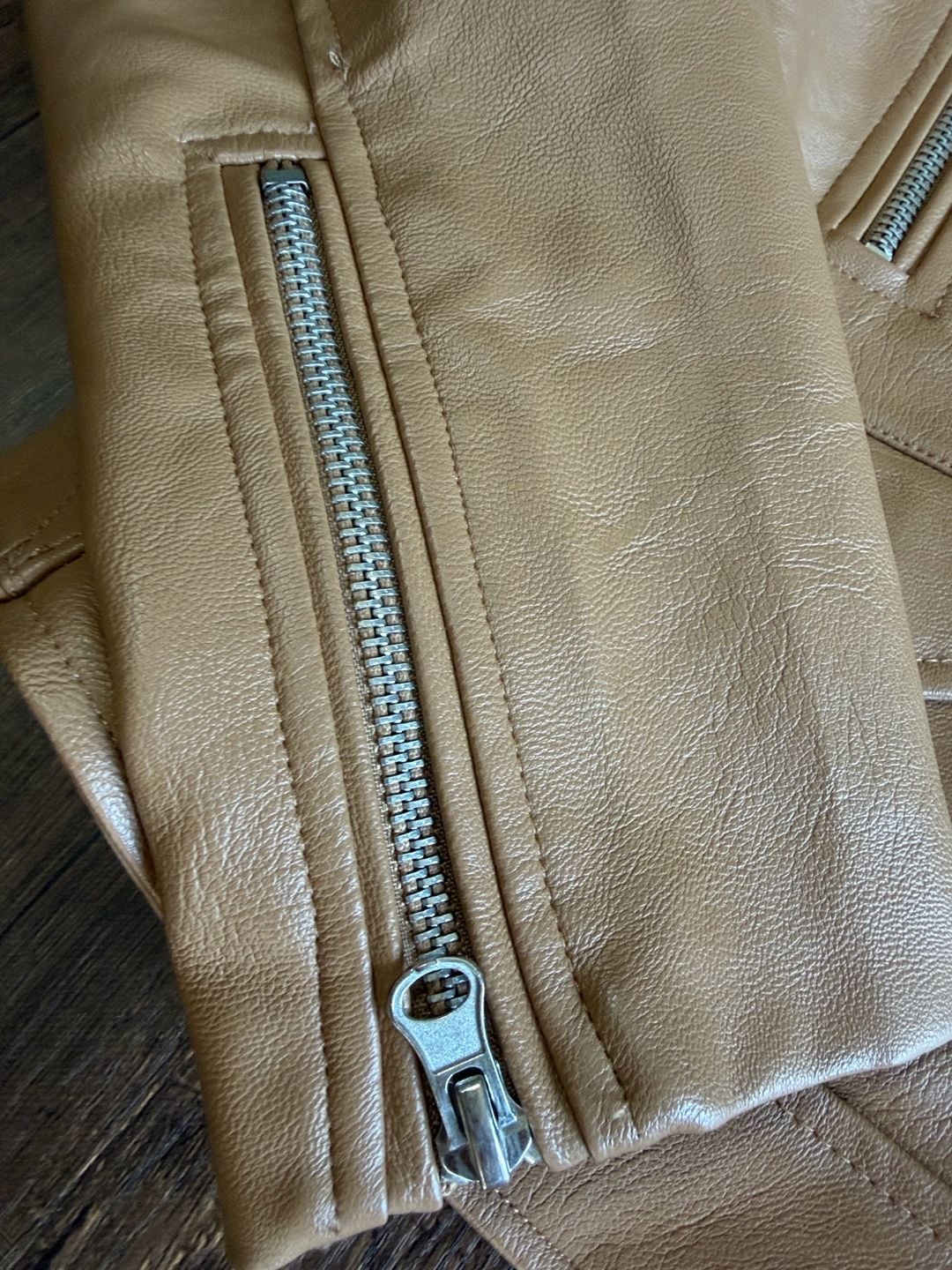 Love Tree Faux Leather Moto Jacket Size Medium Camel 7