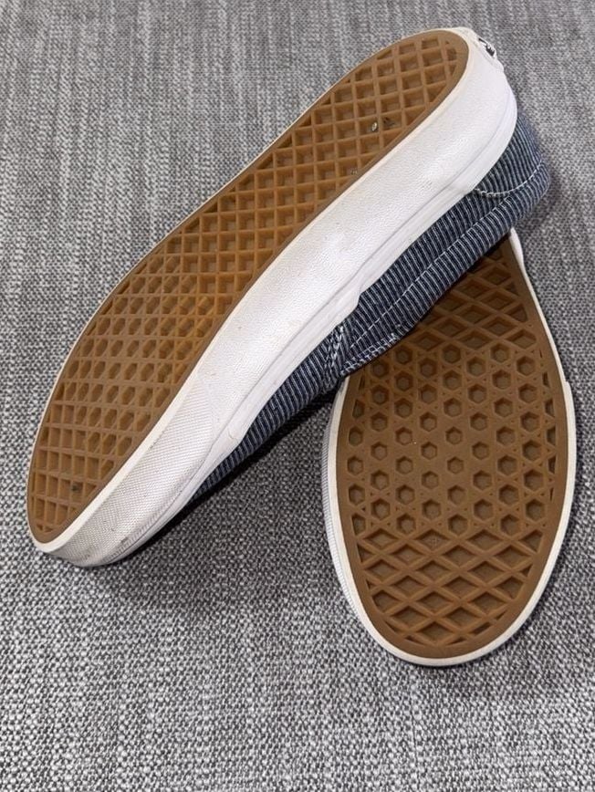 Vans Classic Slip-On Size 6.5 Blue Pinstripe Denim Sneakers 5