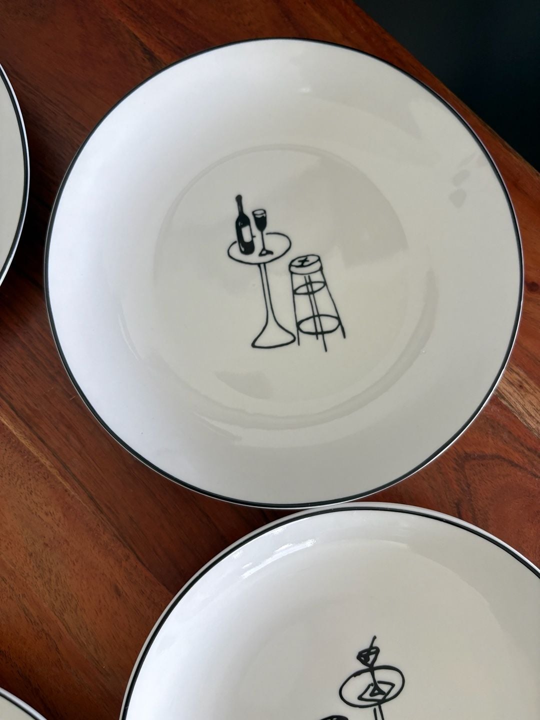 Crate and Barrel Novelty Party Plates 6.5 inches Set of 5 5