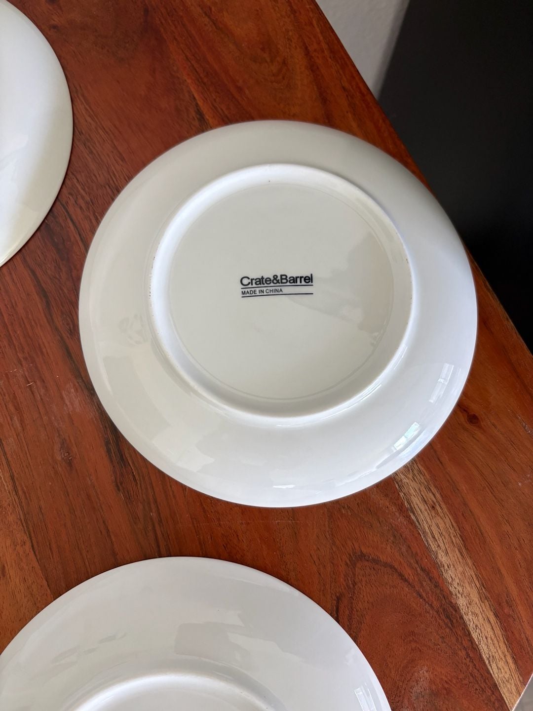 Crate and Barrel Novelty Party Plates 6.5 inches Set of 5 9