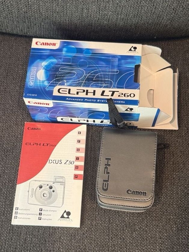Canon ELPH LT260 APS Film Camera with Box Case and Manual 3