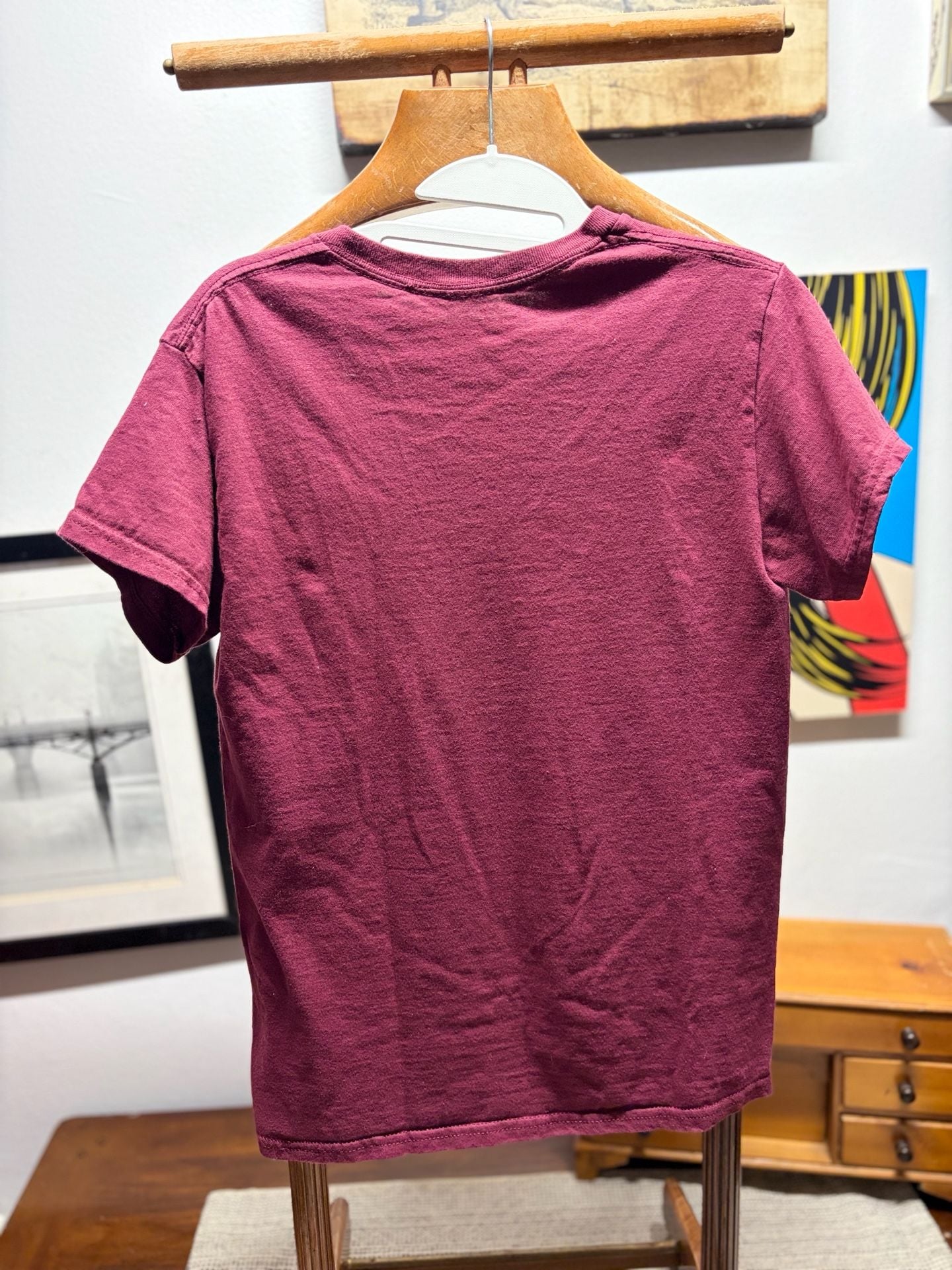 Riot Society Graphic T-Shirt Maroon Red Car Embroidered Small 5