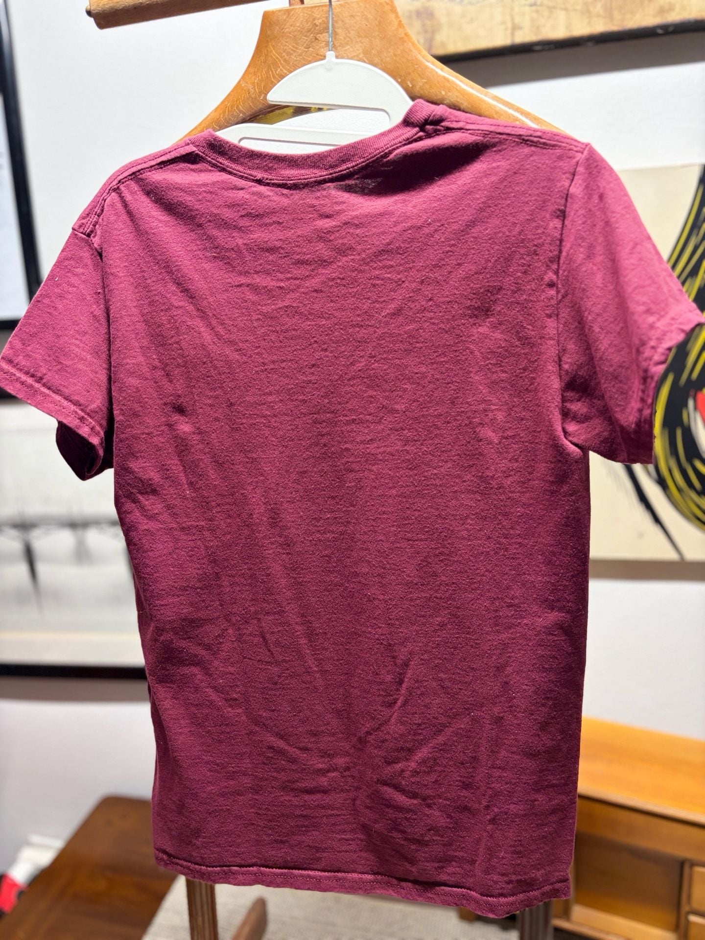 Riot Society Graphic T-Shirt Maroon Red Car Embroidered Small 6