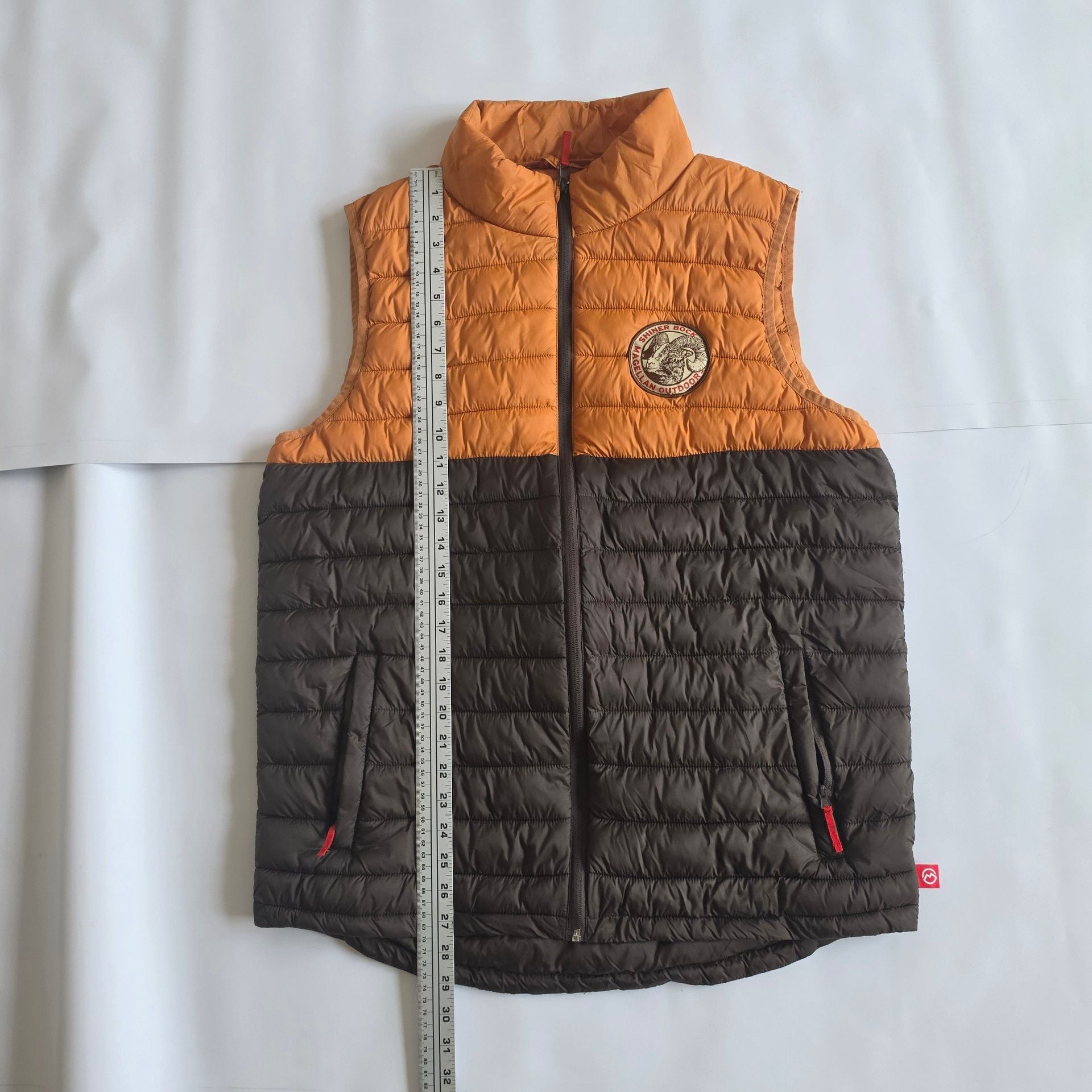 ​Shiner Bock x Magellan Outdoors Puffer Vest Brown Orange Men's Full Zip 9