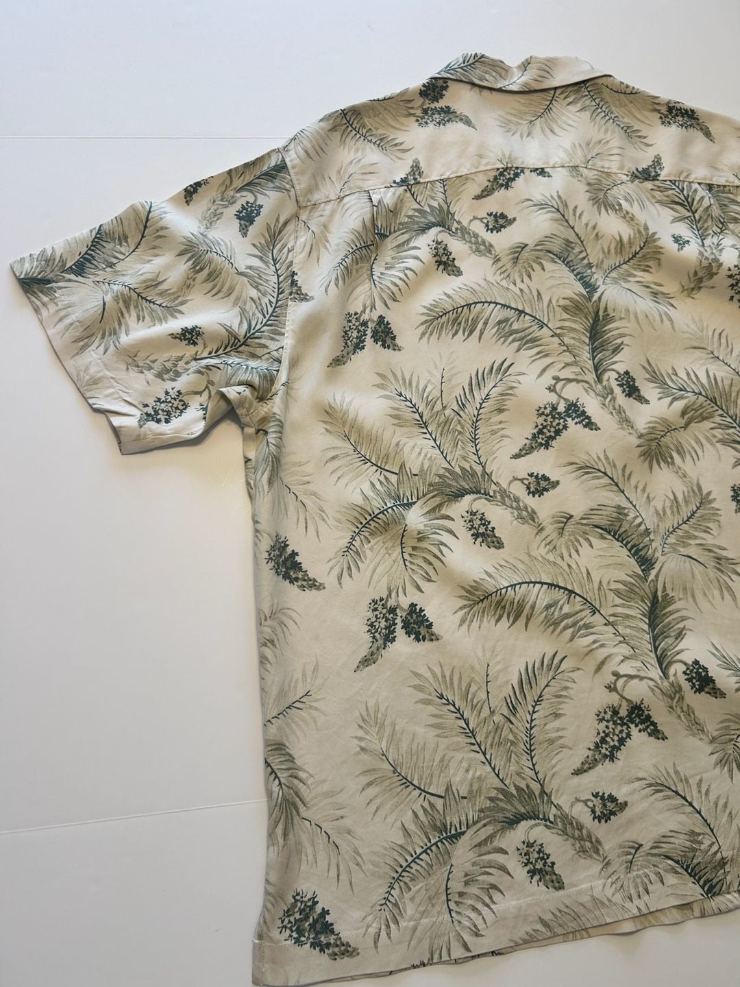 Tommy Bahama Silk Camp Shirt Green Palm Frond Print XL 9