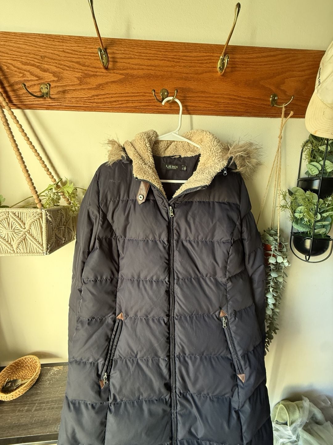 Lauren Ralph Lauren Women’s Black Puffer Jacket Sherpa Fur Hood Y2K size L 2