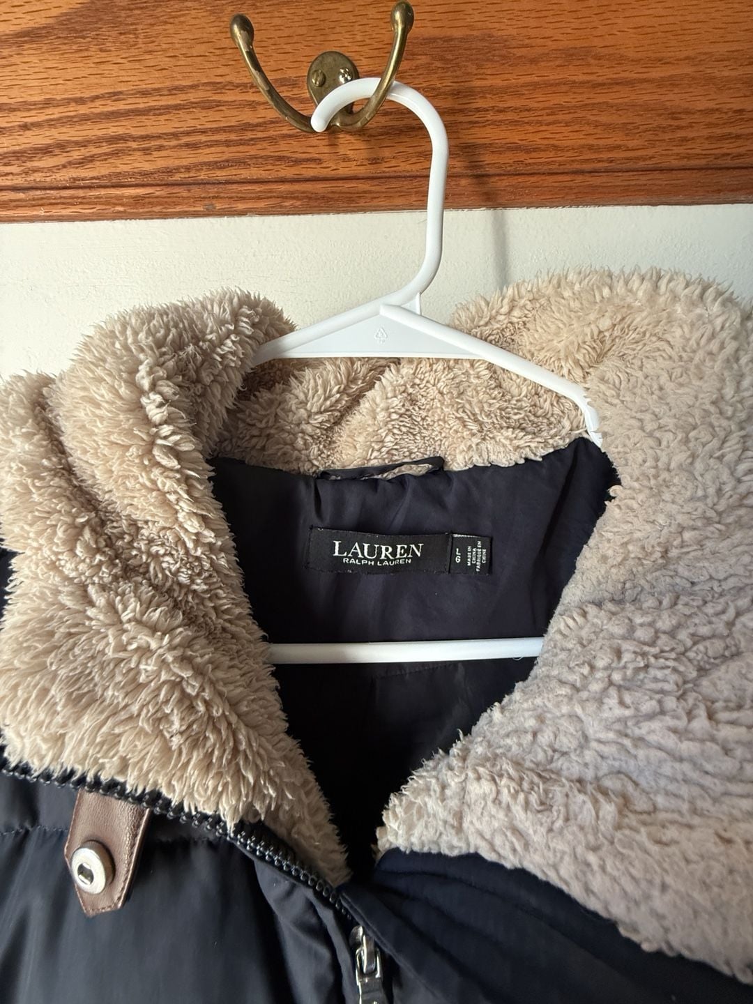 Lauren Ralph Lauren Women’s Black Puffer Jacket Sherpa Fur Hood Y2K size L 3