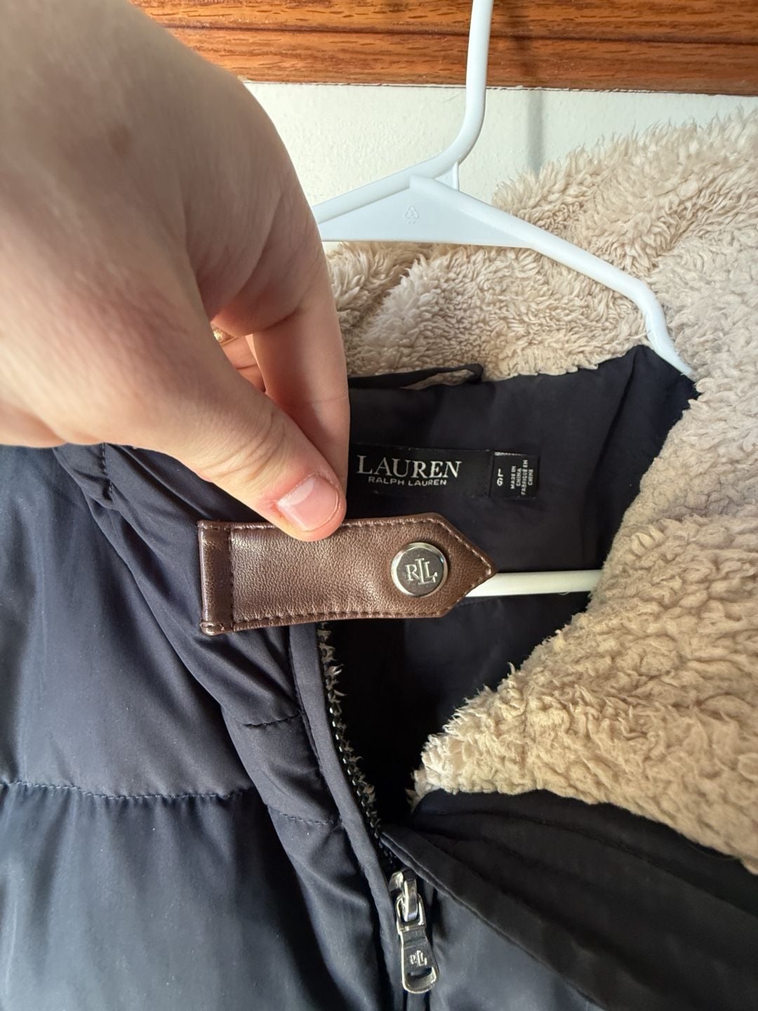 Lauren Ralph Lauren Women’s Black Puffer Jacket Sherpa Fur Hood Y2K size L 4