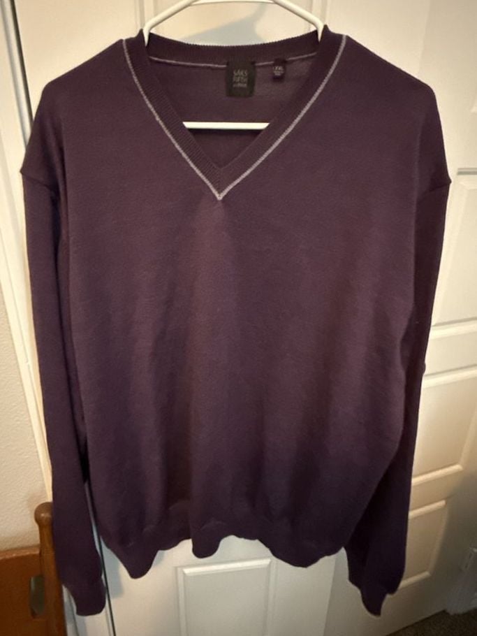 Saks Fifth Avenue Purple Merino Wool V-Neck Sweater XXL 2