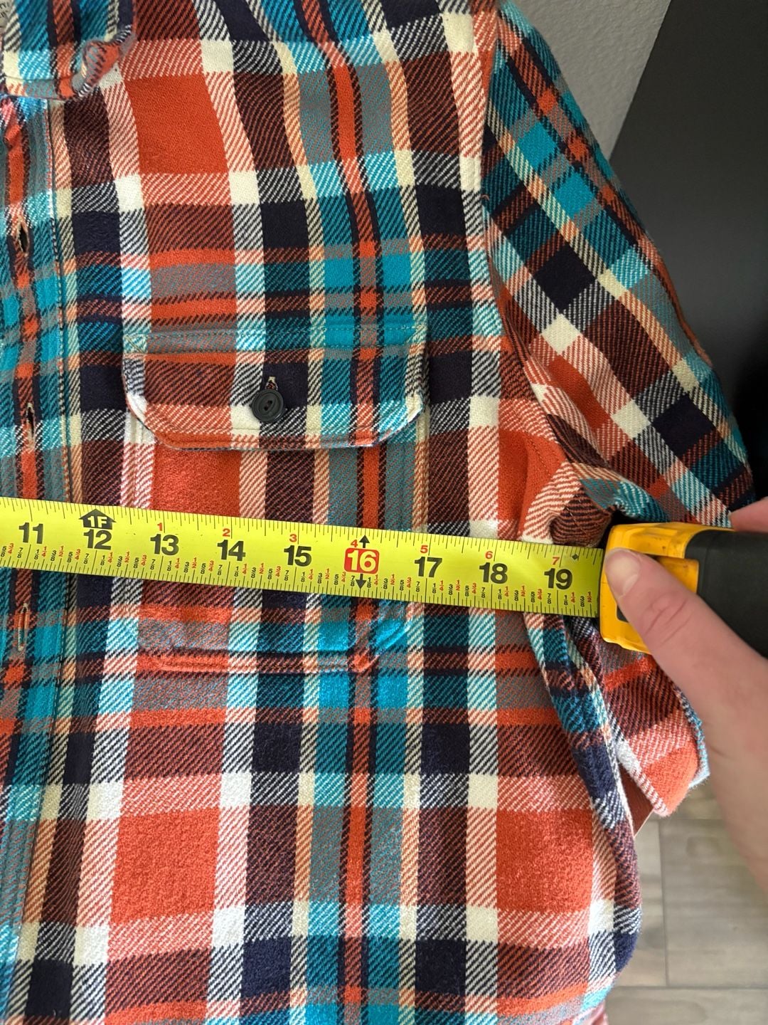 American Eagle Plaid Flannel Shirt Orange Blue 11