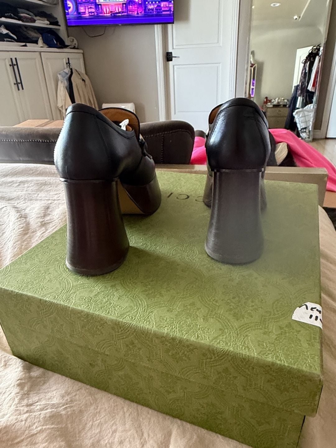 Gucci Horsebit Platform Pump Size 37 Black Leather Heels 8