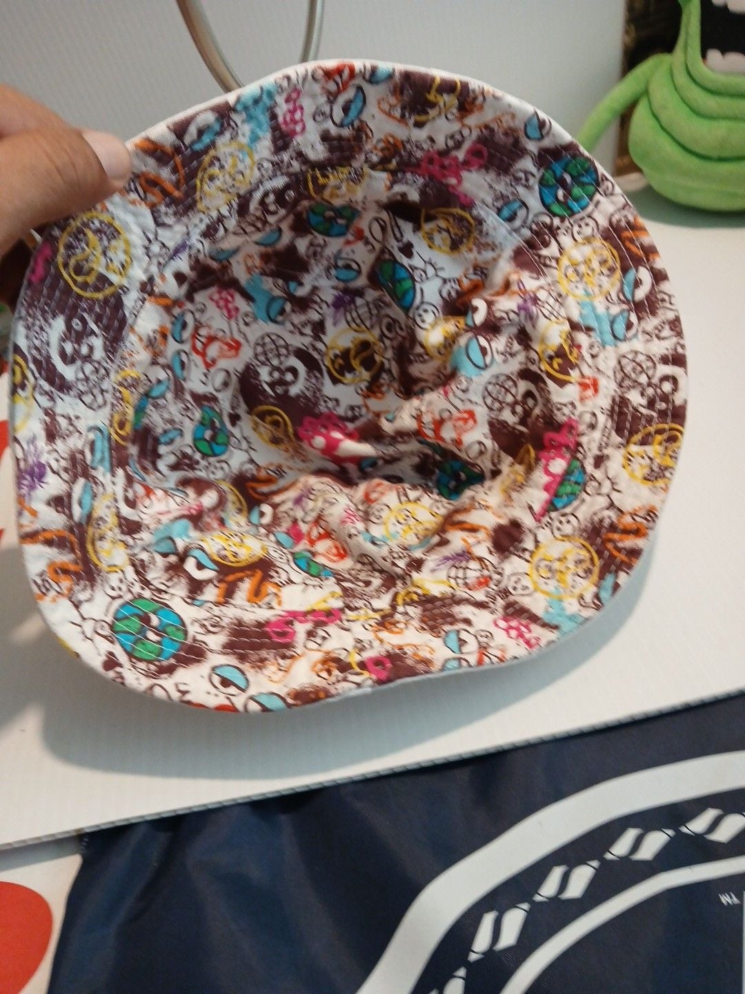 Unbranded Graphic Print Reversible Bucket Hat White 3