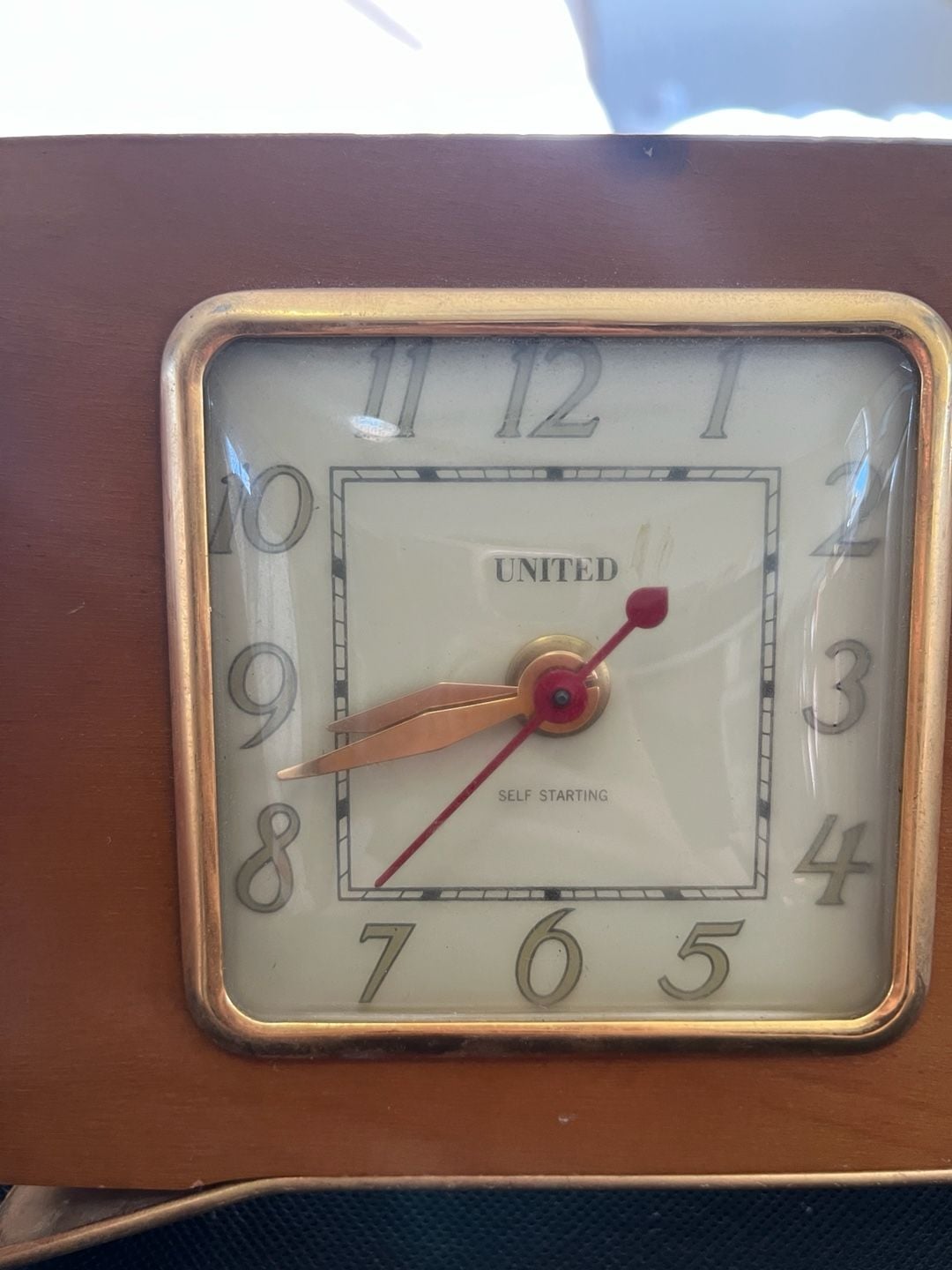 Vintage United Clock and Weather Station Desk Clock 4