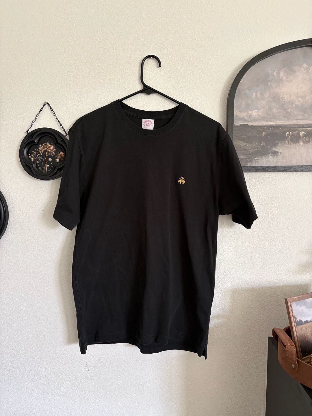 Brooks Brothers T-Shirt Size M Black Golden Fleece Logo 2