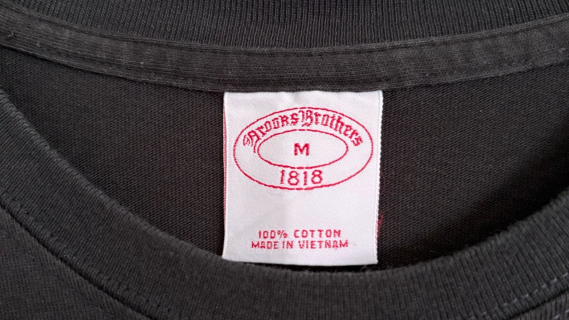 Brooks Brothers T-Shirt Size M Black Golden Fleece Logo 3