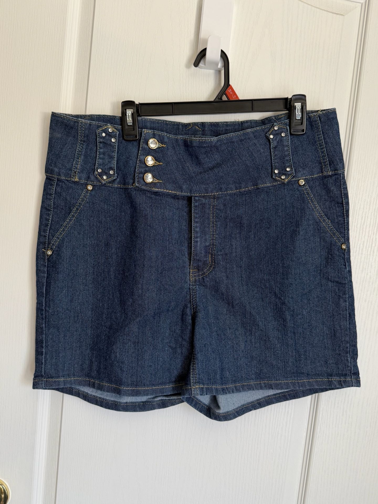Pasion Denim High Waist Rhinestone Button Shorts Size 10 2