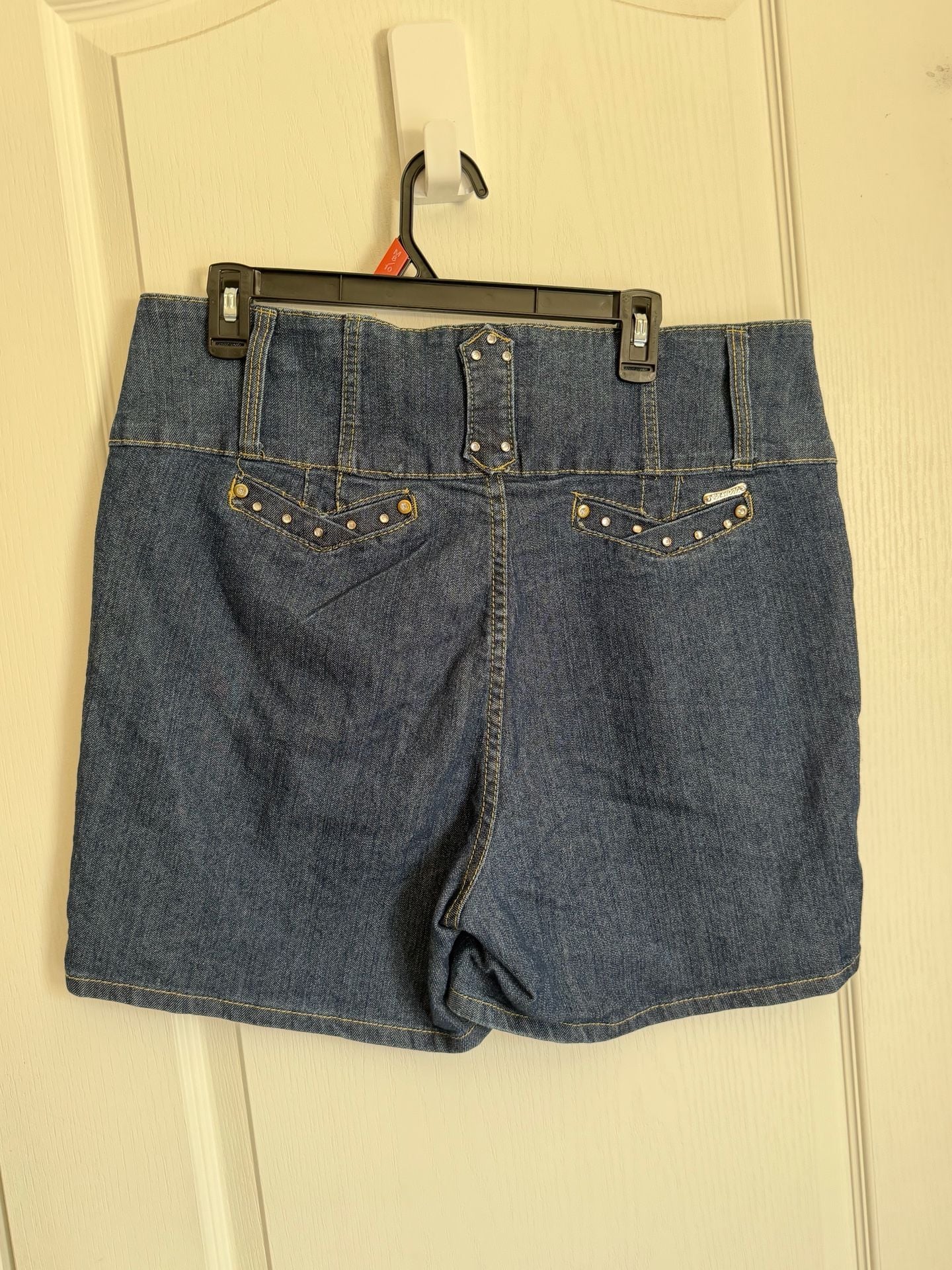 Pasion Denim High Waist Rhinestone Button Shorts Size 10 3