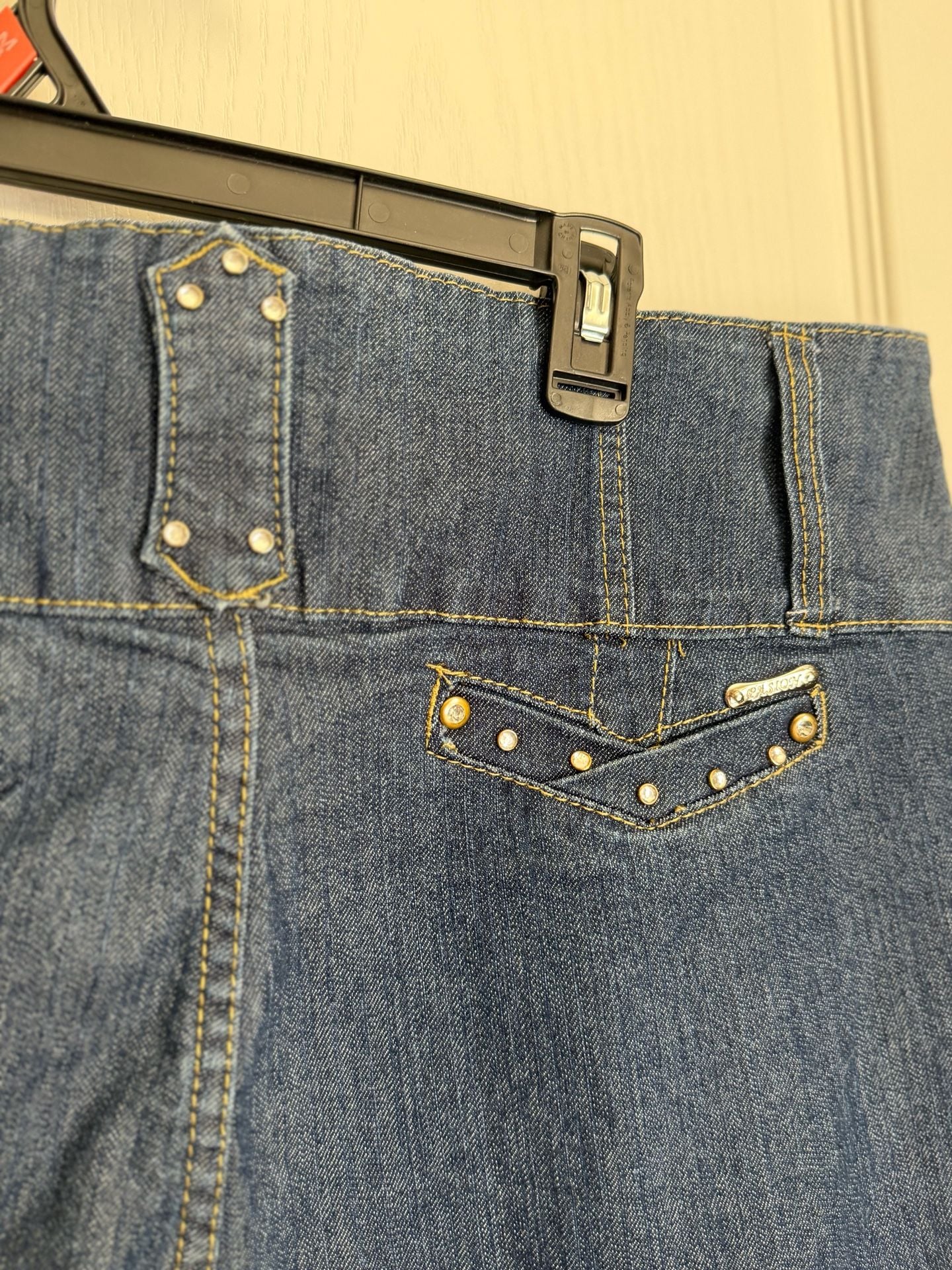 Pasion Denim High Waist Rhinestone Button Shorts Size 10 11