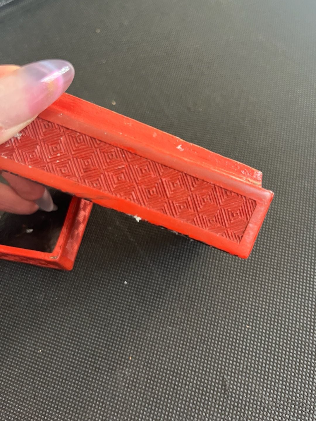Vintage Chinese Carved Cinnabar Style Resin Trinket Box Figures Scene 5