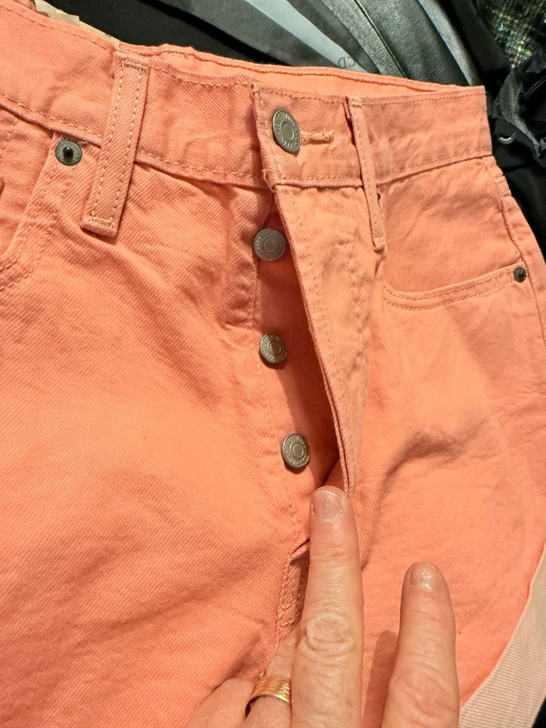 Levi's 501 Shorts Size 30 Coral Pink Denim Mid Rise Cuffed 3