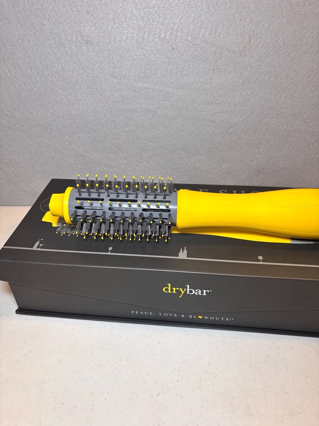 Drybar The Half Shot Small Round Blow-Dryer Brush 3