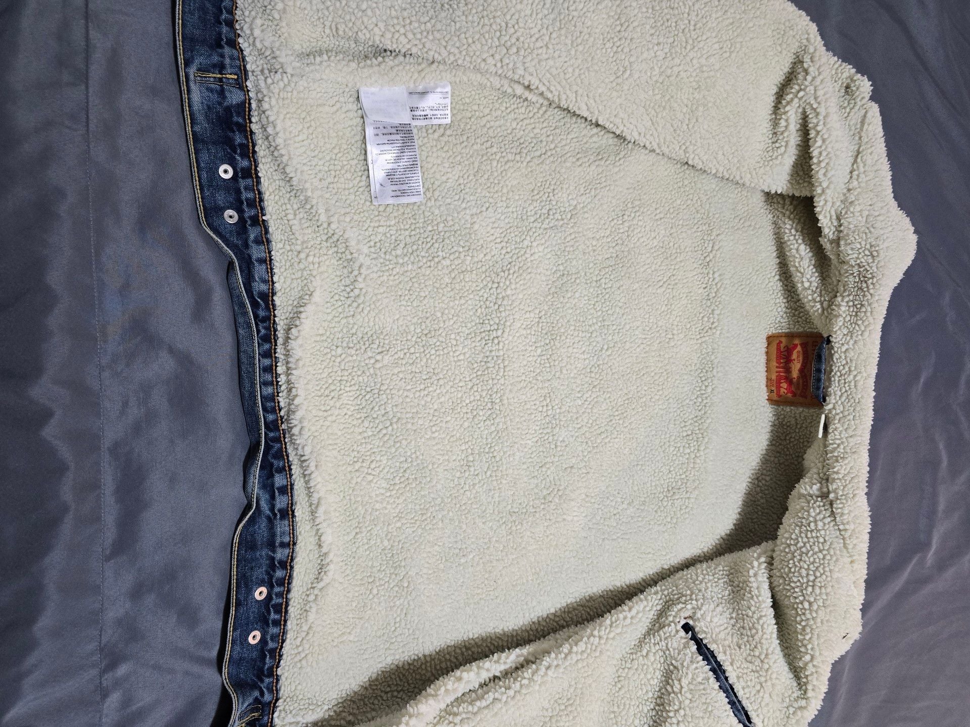 Levi's Sherpa Trucker Jacket Size XL Blue Denim Fleece Lined 5