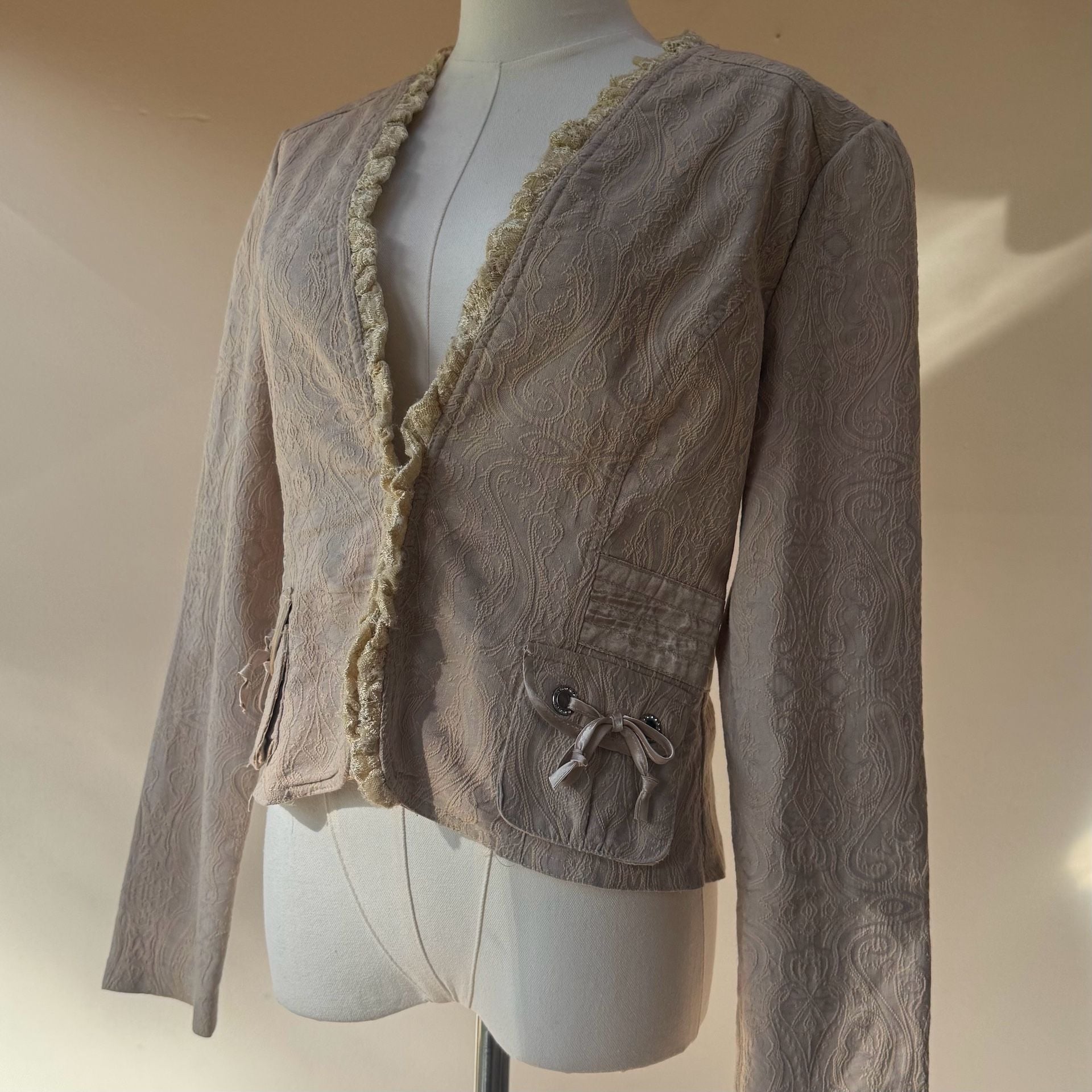 Jacket Beige Floral Brocade Ruffle with Bows 12