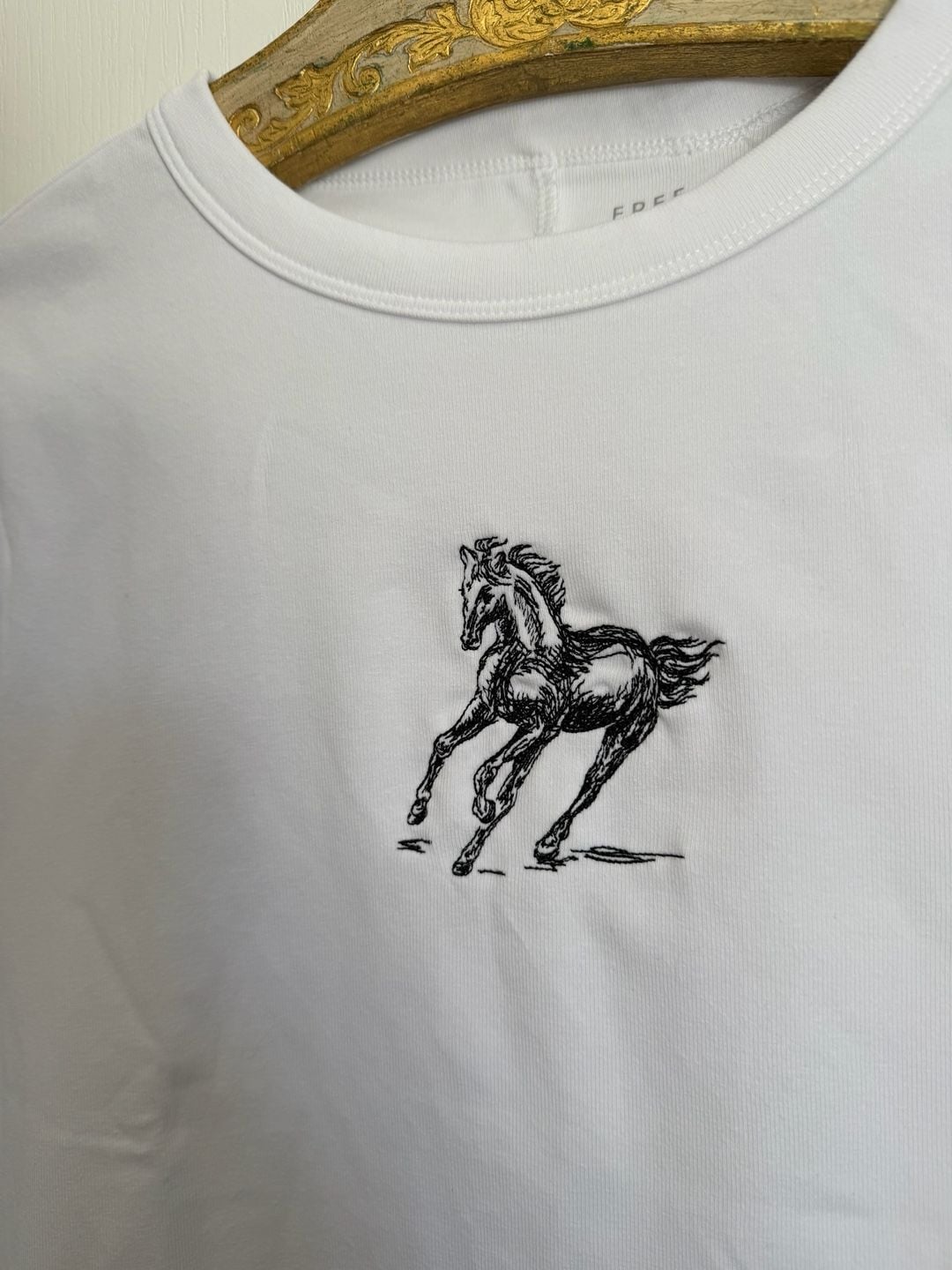 Embroidery by me! Free Assembly Cap Sleeve Tee Size M 8-10 White with Black Horse 3