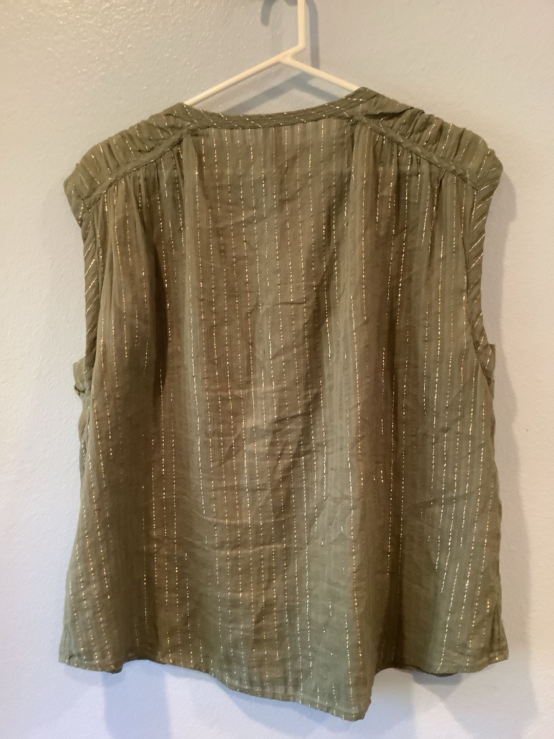 by Anthropologie Sleeveless Blouse Size L Olive Metallic Stripe 4