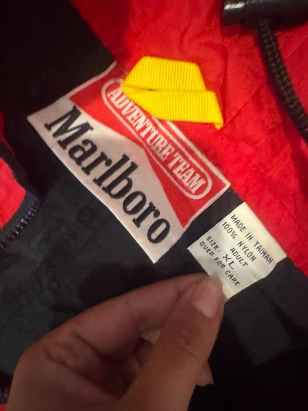 Vintage Marlboro Adventure Team Windbreaker Jacket Red Black Mens XL 3