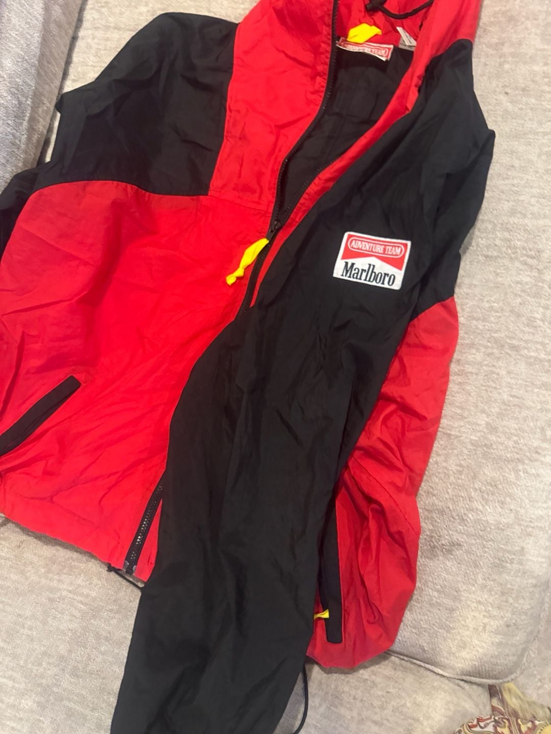 Vintage Marlboro Adventure Team Windbreaker Jacket Red Black Mens XL 4