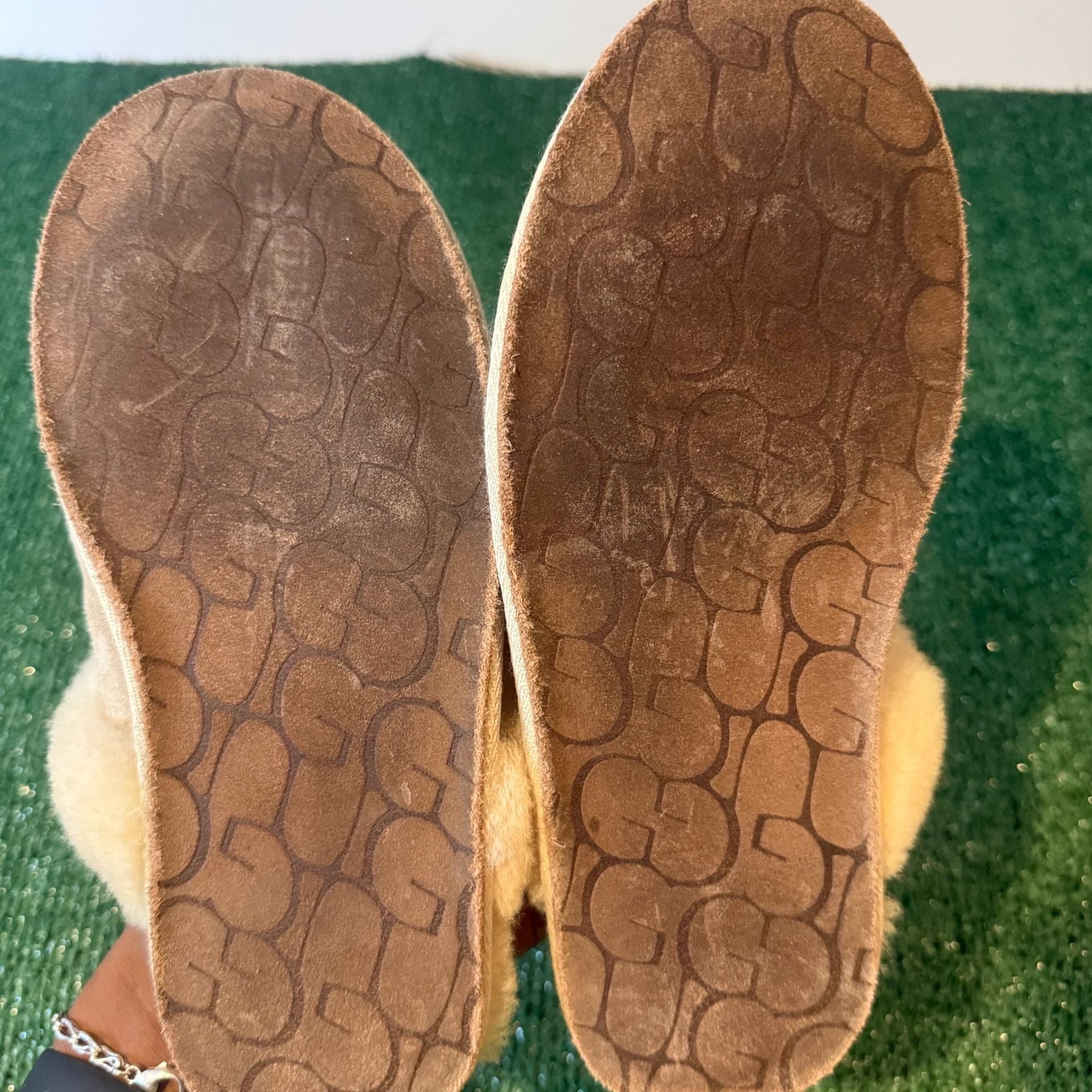Ugg Australia Slippers Size 7 Tan Shearling Scuffette 4