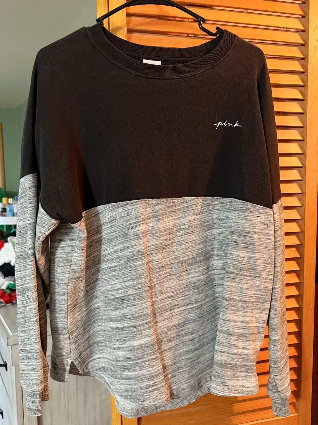 Victoria's Secret PINK Colorblock Sweatshirt Size XS Black Gray 2