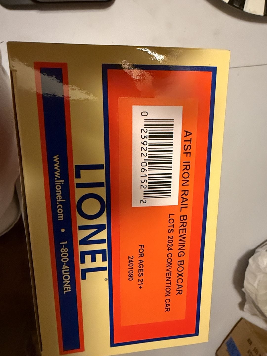 Lionel ATSF Iron Rail Brewing Boxcar 2024 Convention Car 4