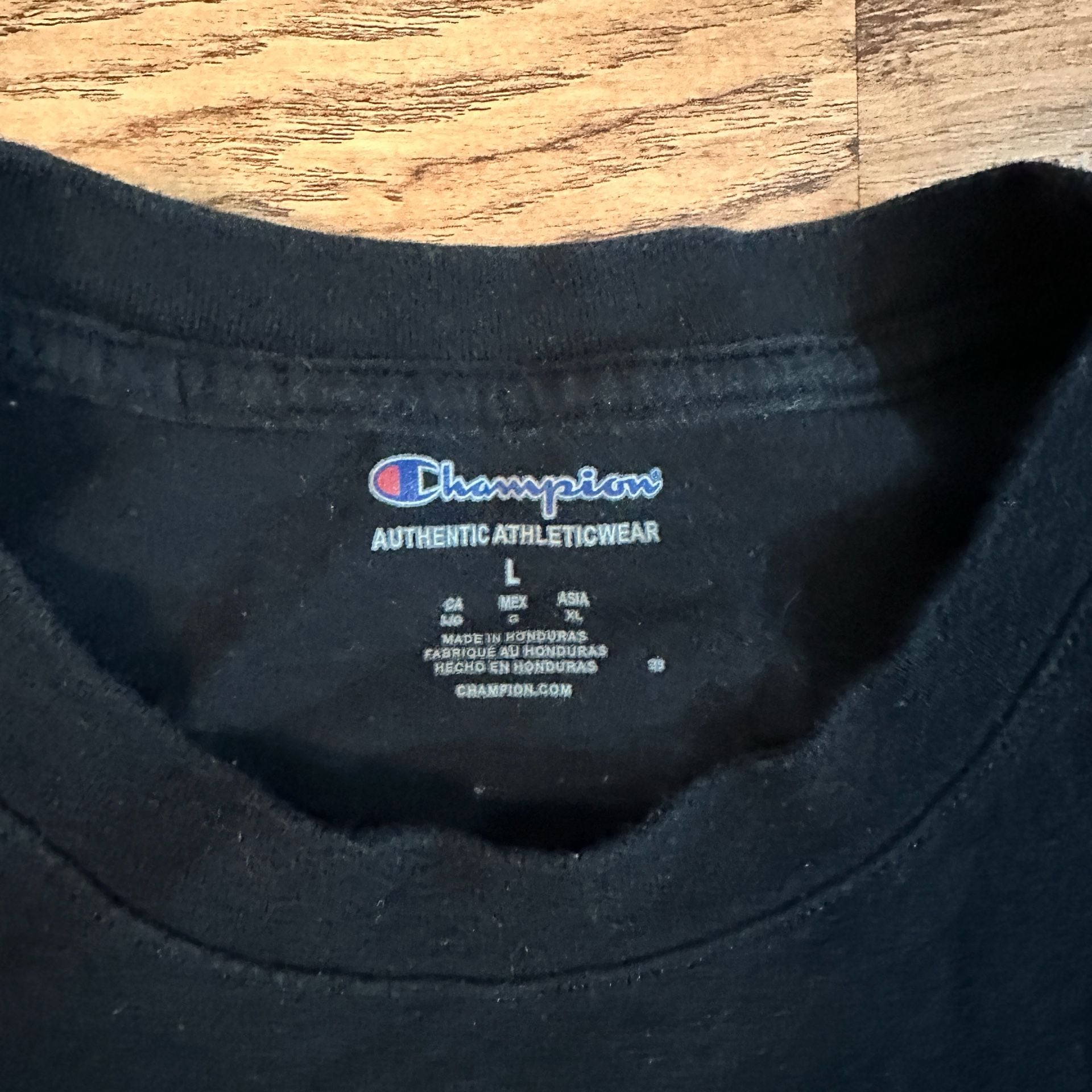 Champion Script Logo T-Shirt Size L Black Cotton Graphic 3
