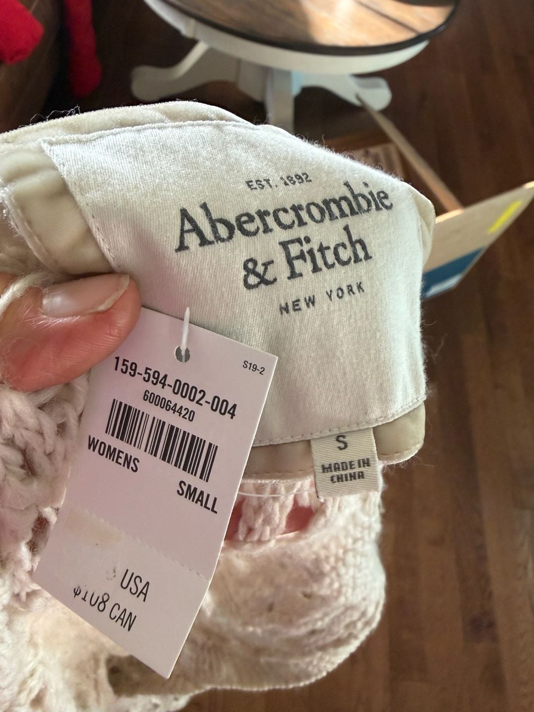 Y2k 2000’s Abercrombie & Fitch Sweater Vest Size S Beige Knit With Belt 4