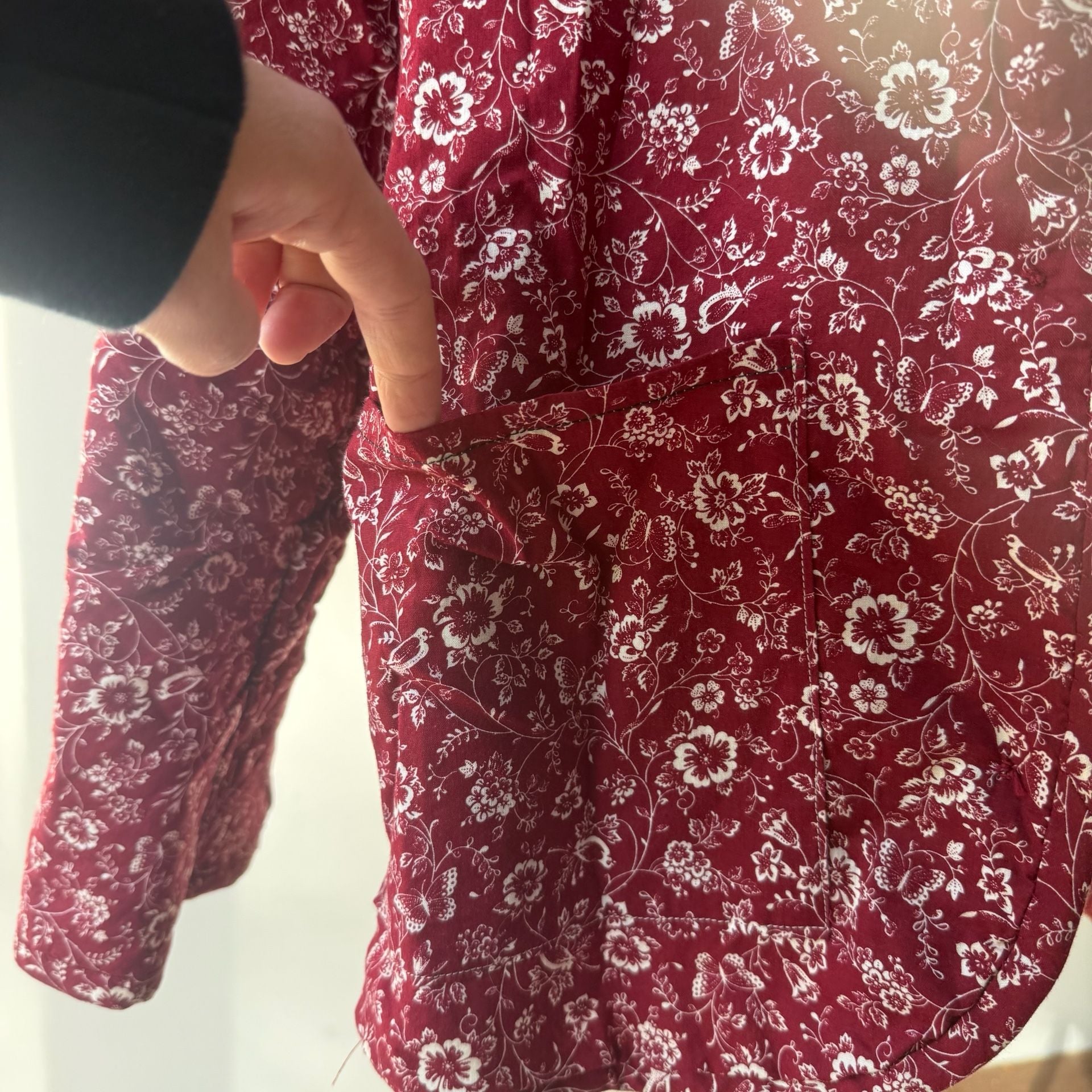 Vintage Reversible Quilted Log Cabin Jacket Red White Floral 5