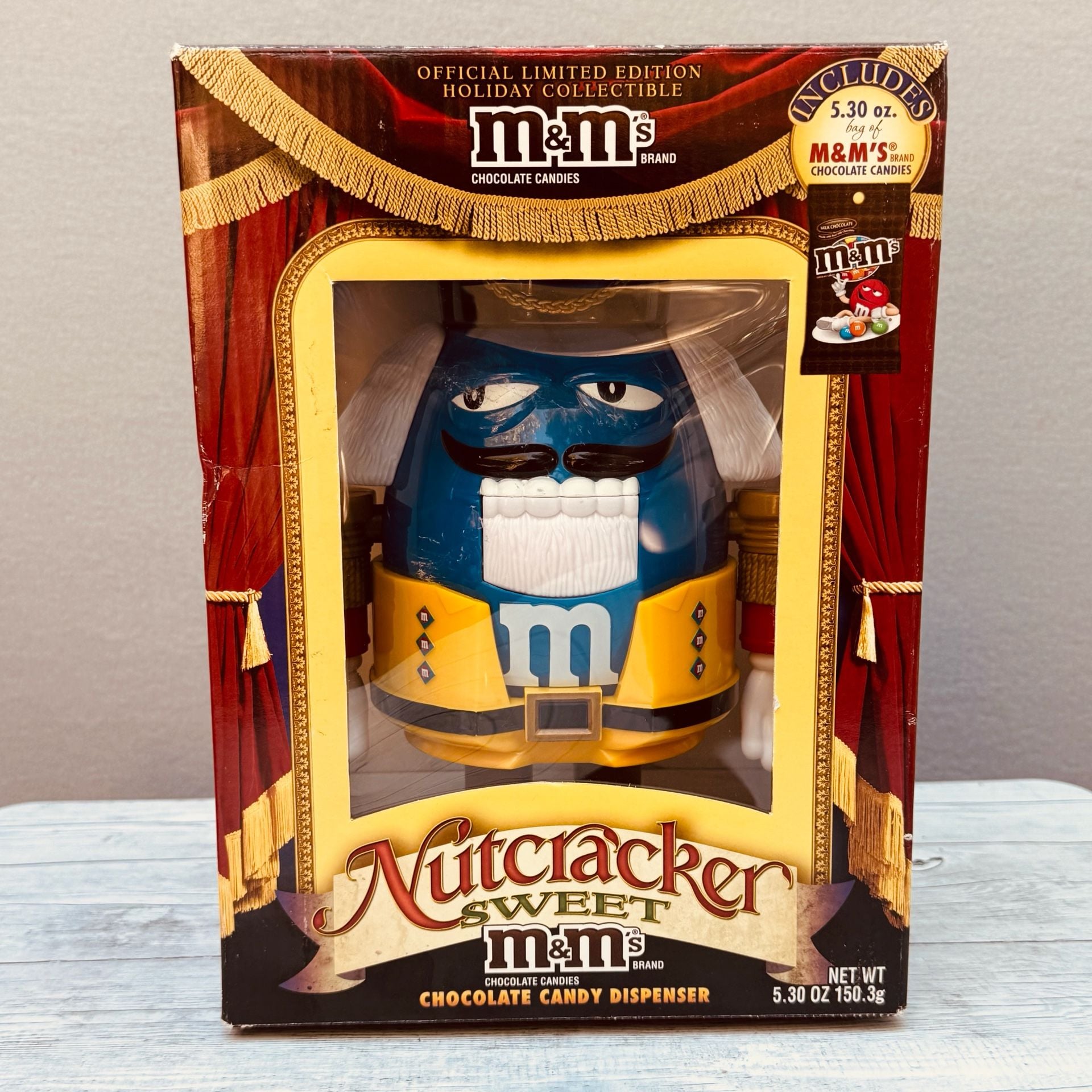 M&M's Holiday Collectible Nutcracker Blue Chocolate Candy Dispenser with Box 11