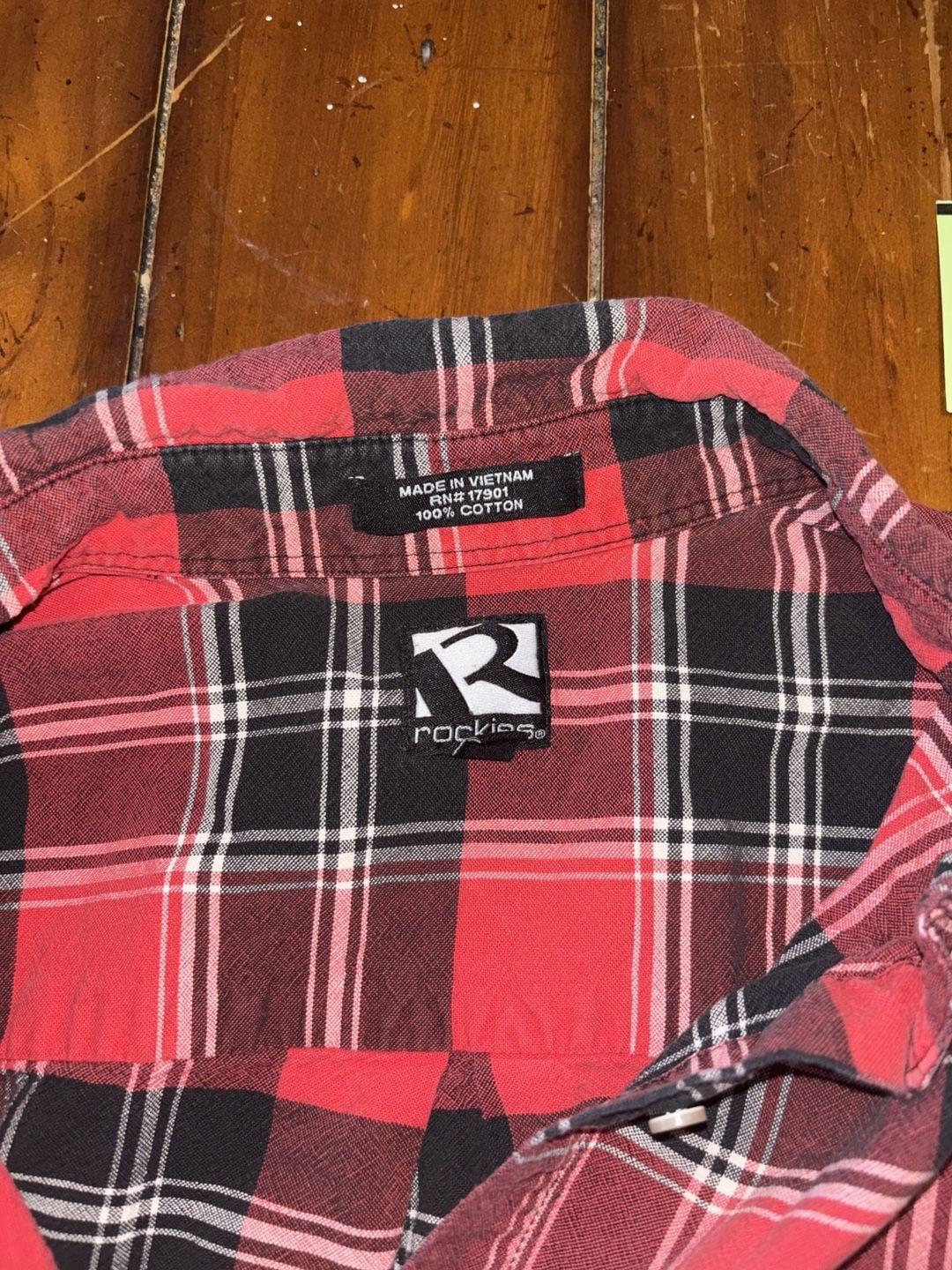 Rockies Plaid Flannel Button Up Long Sleeve Shirt Red Black 2