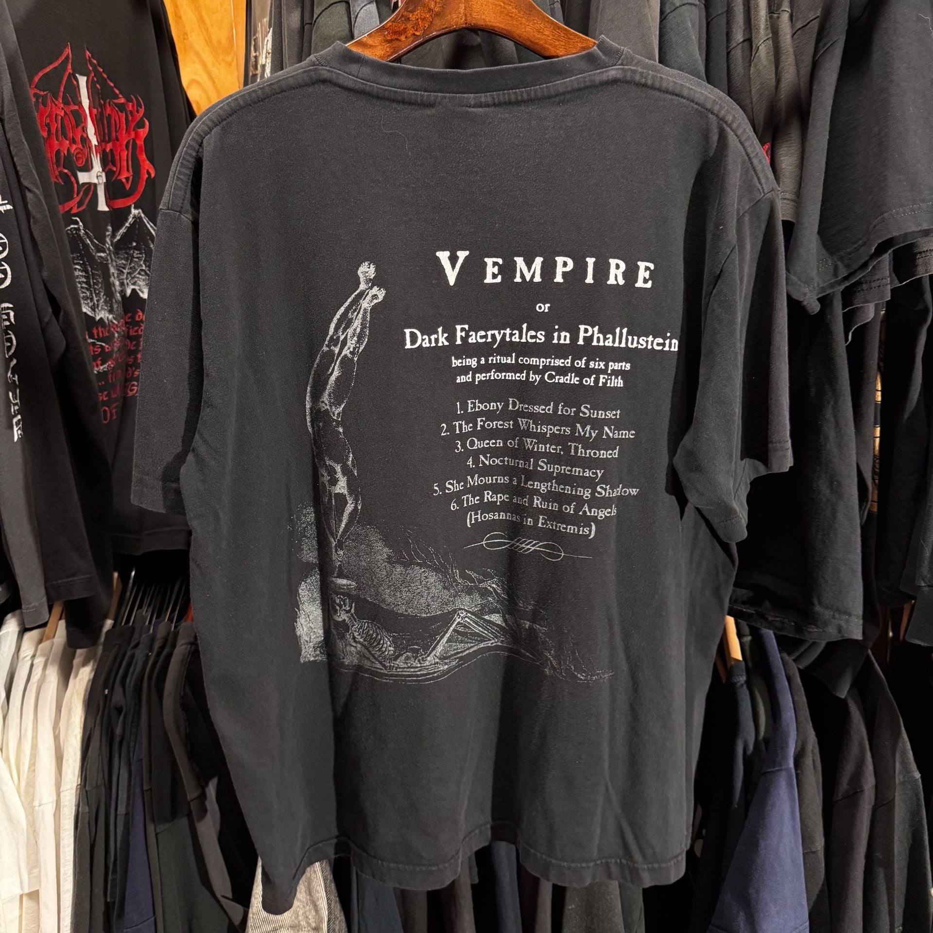 Vintage Cradle Of Filth Vempire Graphic Band T-Shirt Black LARGE 2