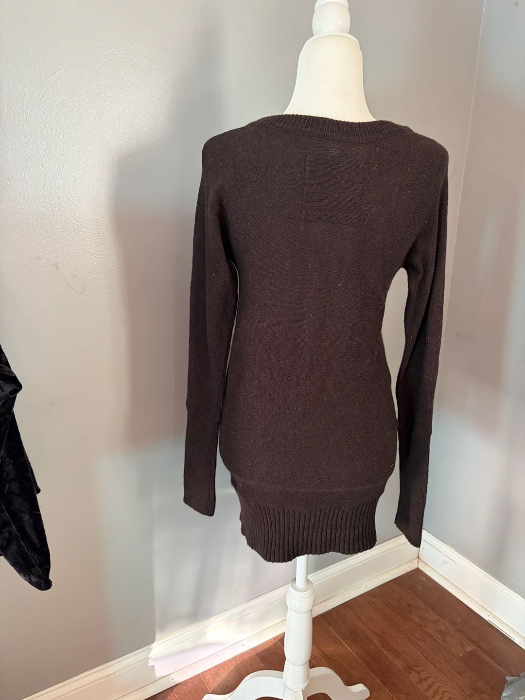 Y2K 2000’s Hollister Deep V-Neck Sweater Size M Brown Long Sleeve 4