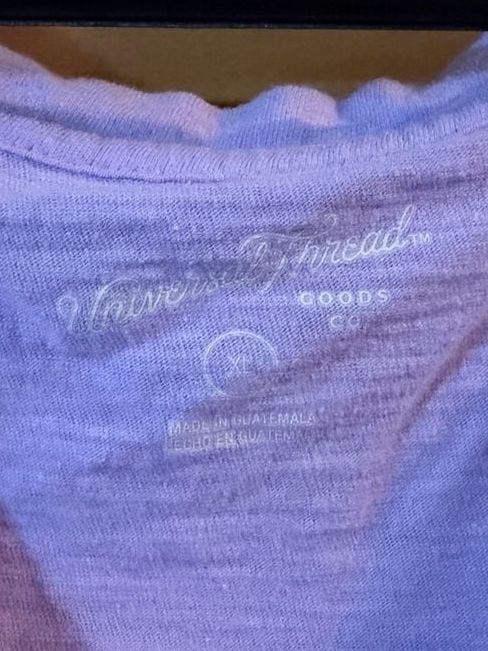 Universal Thread V-Neck T-Shirt Size XL Purple 3