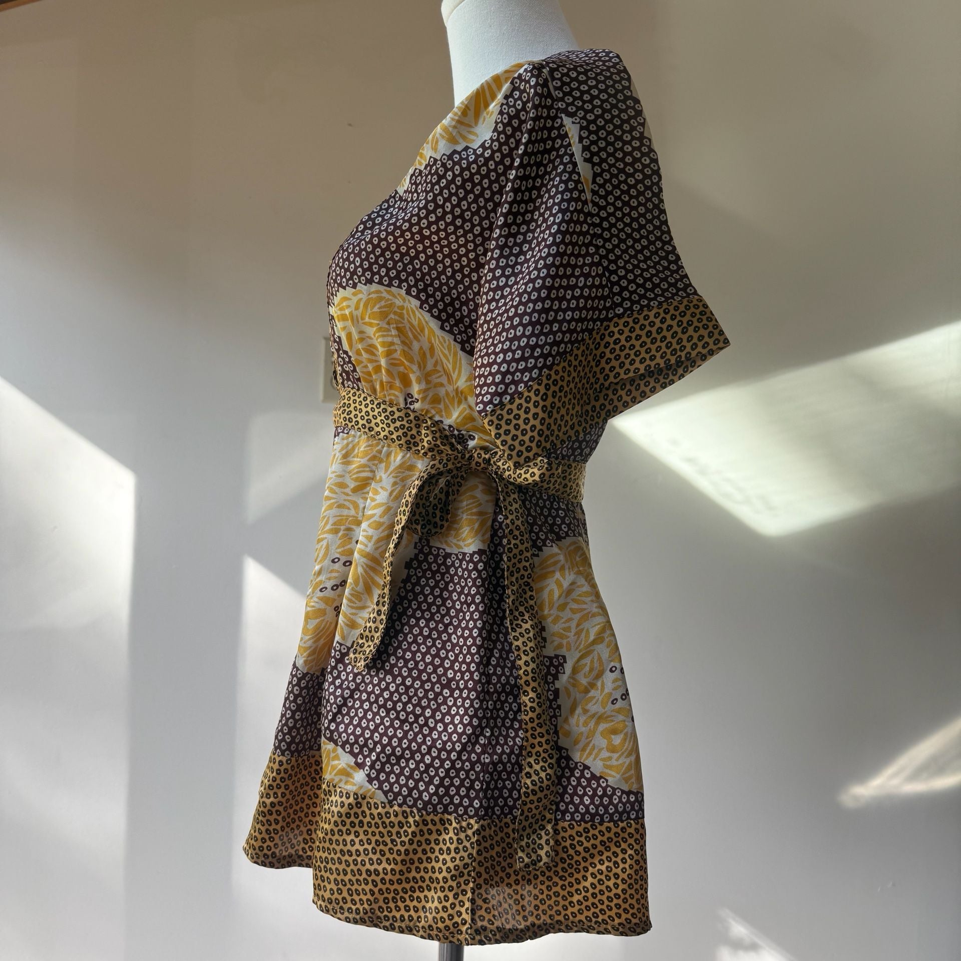 Y2K Wet Seal Tunic Top Brown Yellow Print 7