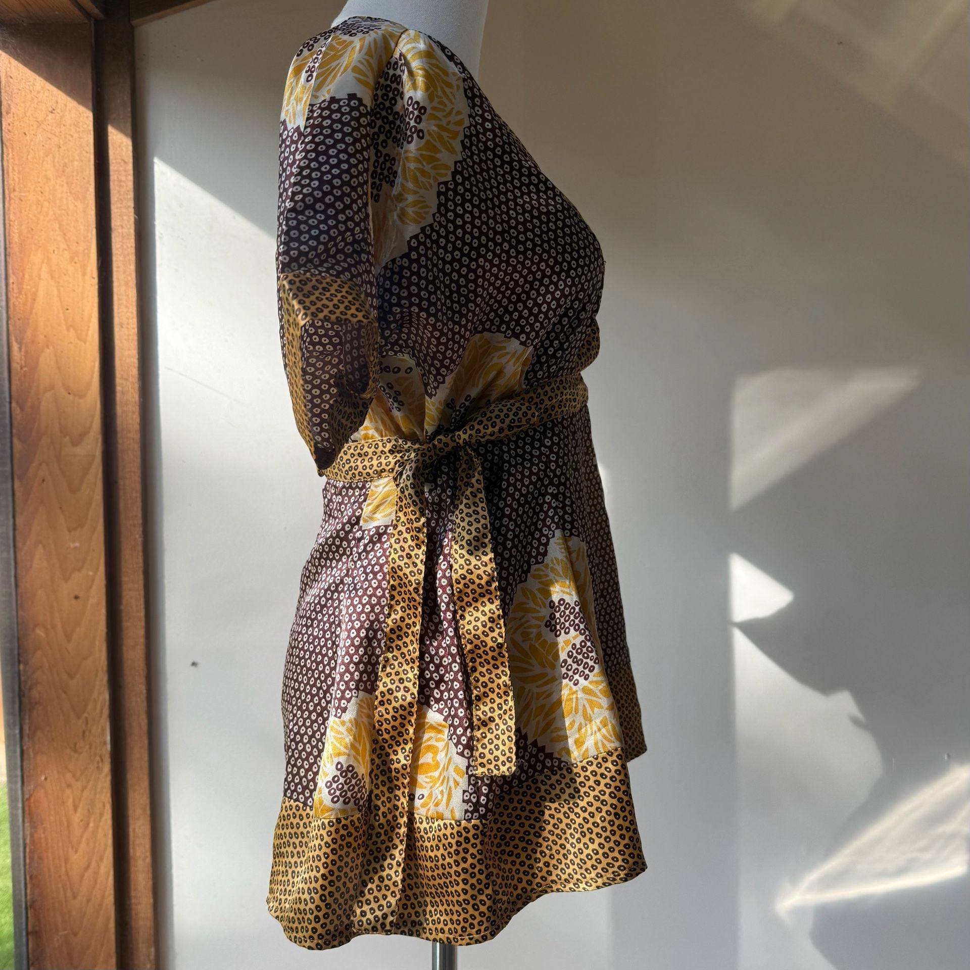 Y2K Wet Seal Tunic Top Brown Yellow Print 10