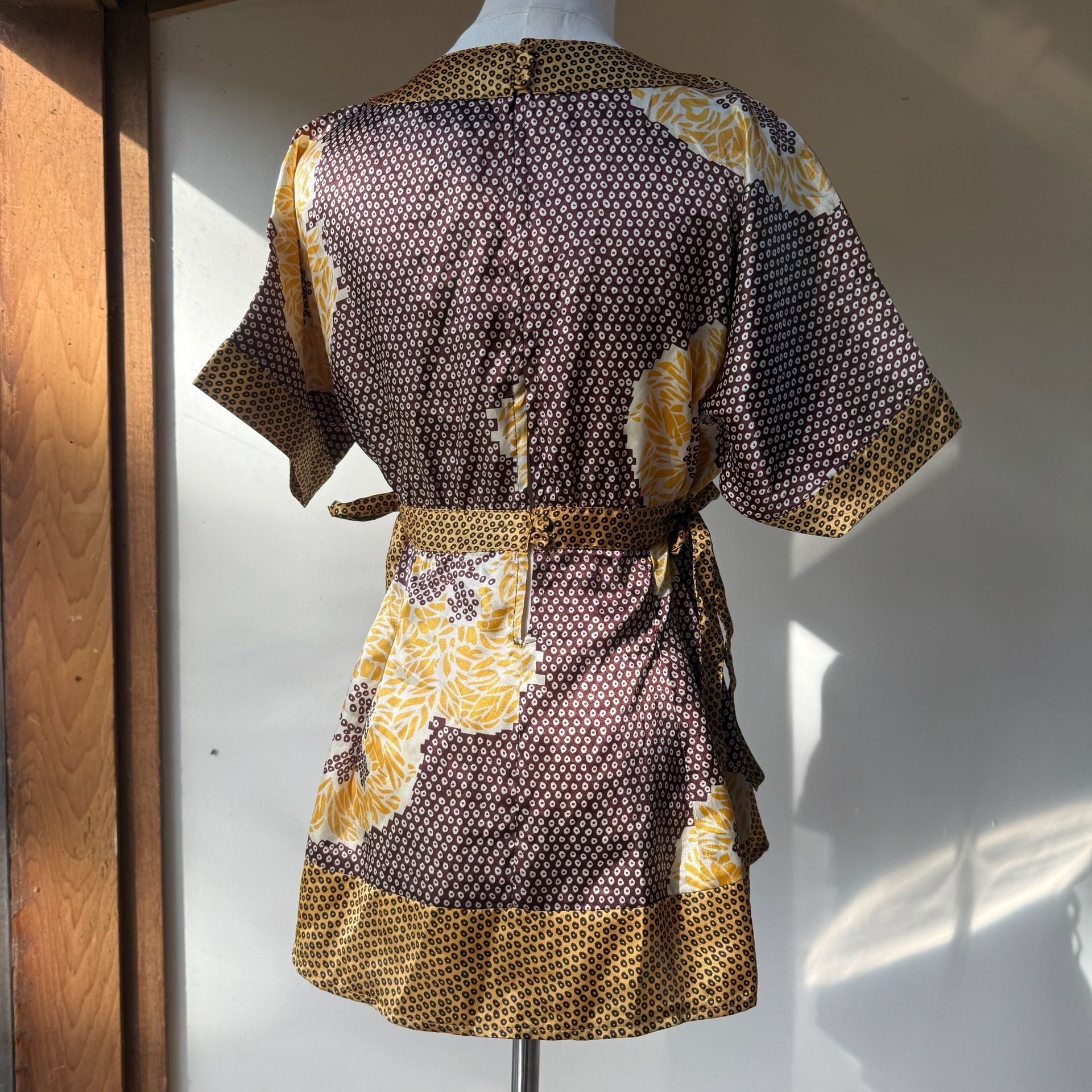 Y2K Wet Seal Tunic Top Brown Yellow Print 11