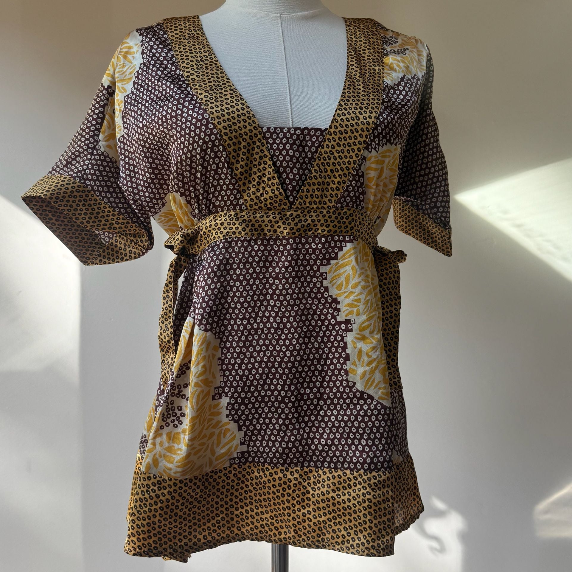 Y2K Wet Seal Tunic Top Brown Yellow Print 13