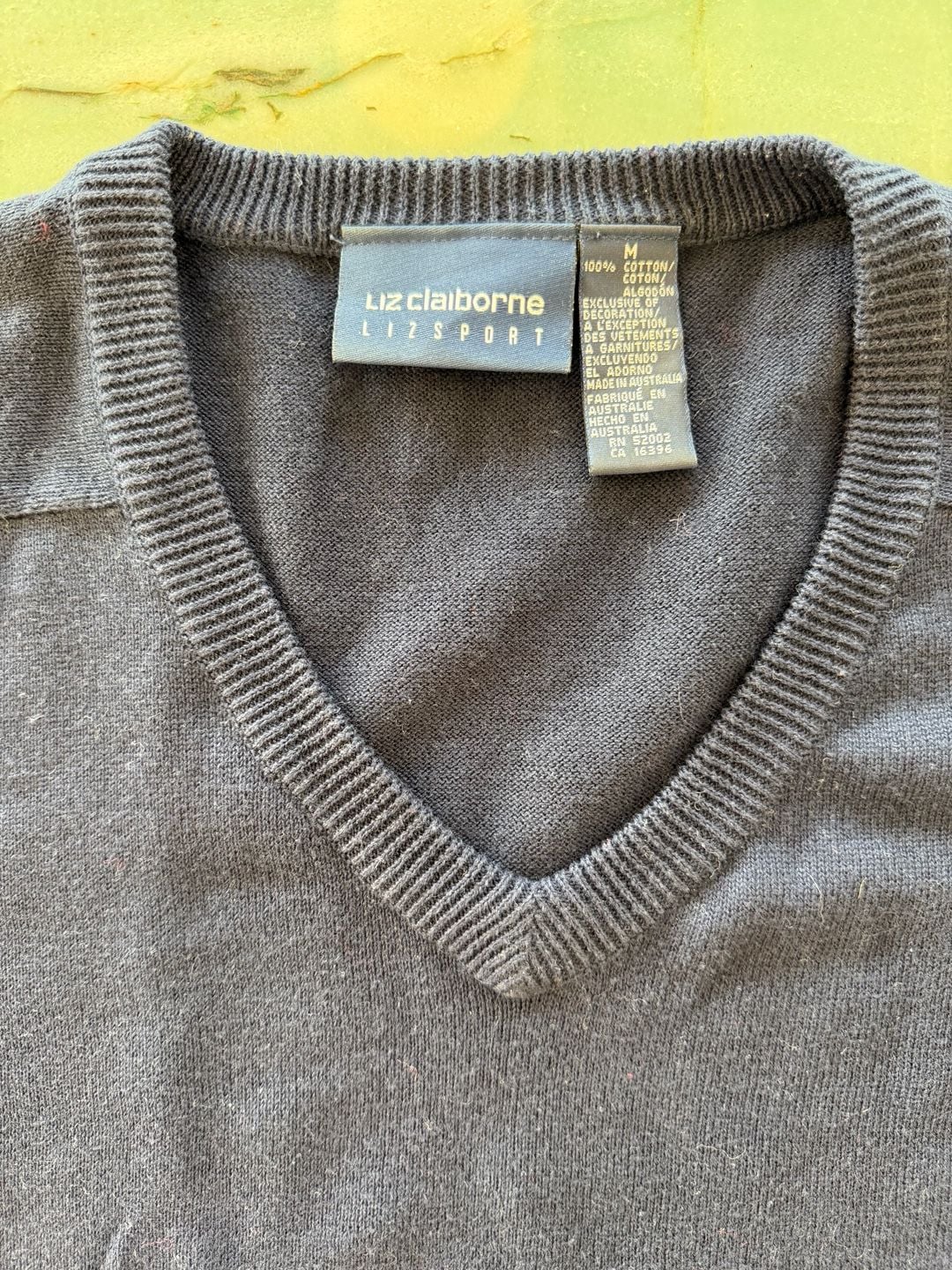 Liz Claiborne Sport V-Neck Short Sleeve Sweater Size M Blue 3