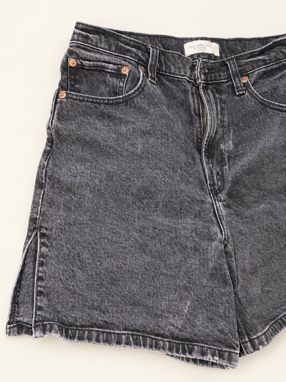 Abercrombie & Fitch The 90s Dad Short Size 30/10 Black Denim 5