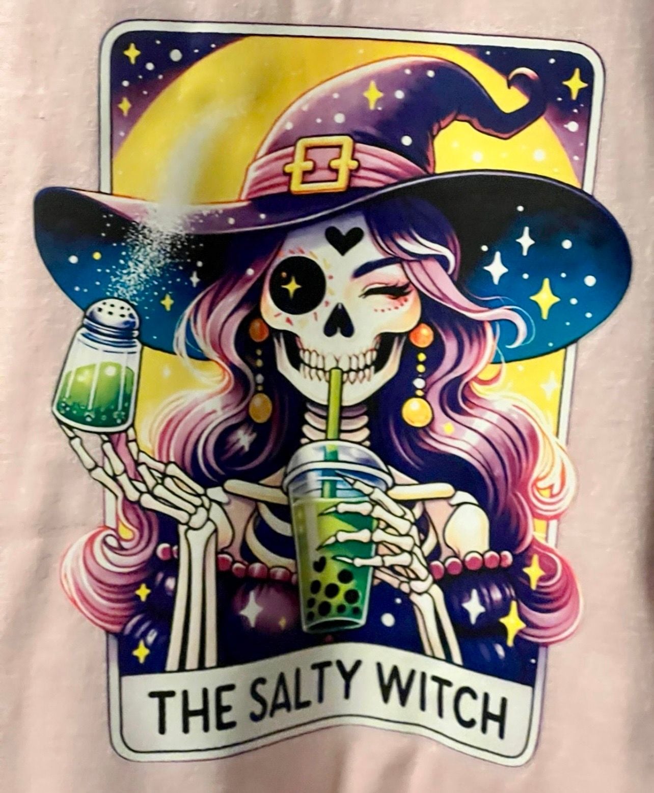 Gildan The Salty Witch Graphic T-Shirt XL Pink 5